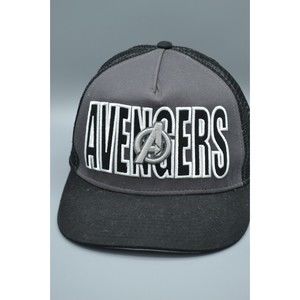 Marvel Avengers Black & Dark Gray New Era 9FIFTY Mesh Trucker Hat Size M/L